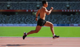 苏炳添跑步视频,揭秘百米飞人跑步瞬间